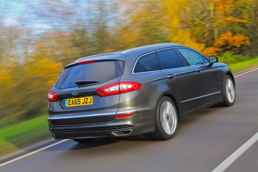  Ford Vignale Mondeo Estate 2015 года  (UK) (фото 2 из 10)